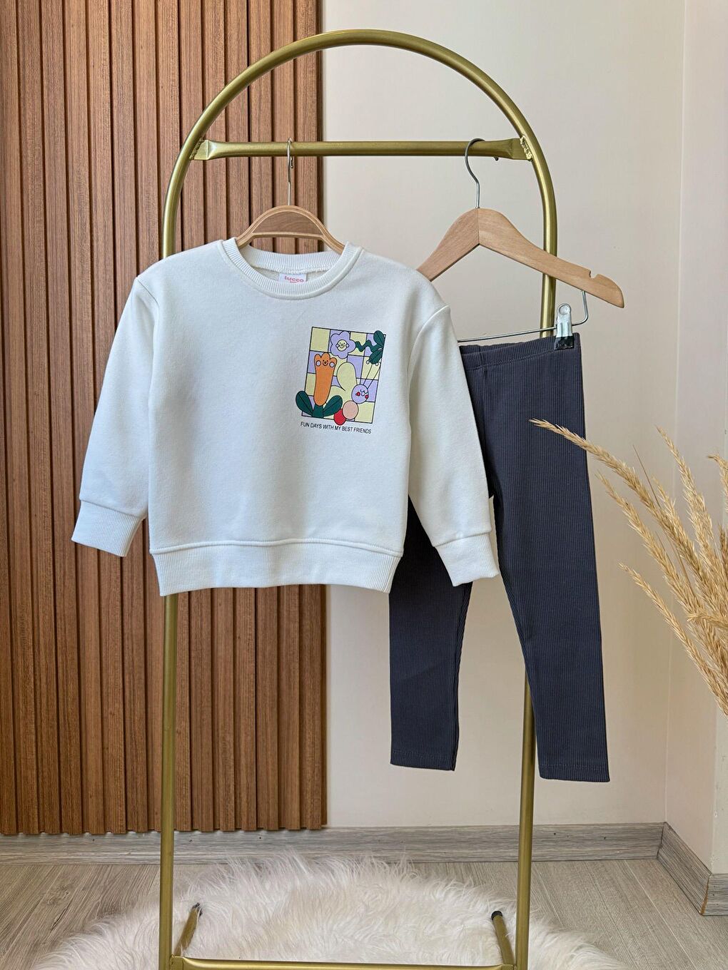 Karışık Kız Çocuk Pamuklu Beyaz Renkli Baskılı Sweatshirt Tayt Alt-Üst Takım-5