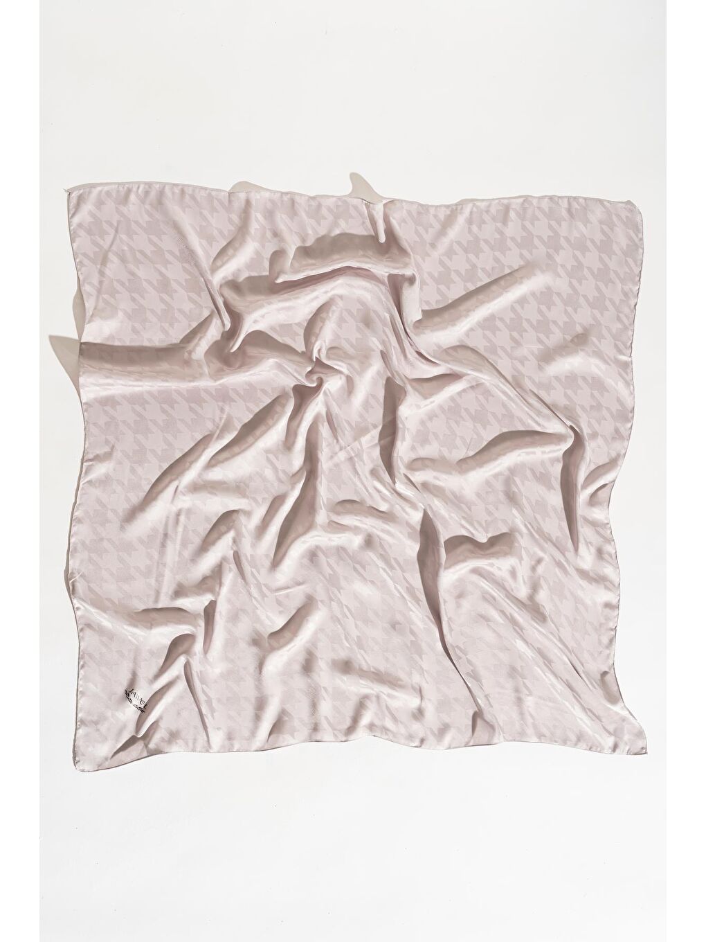 Gri Kadın Tesettür Jakarlı Kazayağı Eşarp 1-4