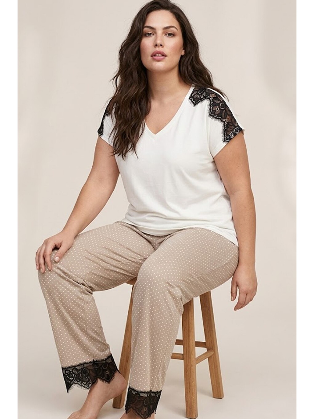 Ekru Desenli Büyük Beden Battal Boy Viskon Örme Pijama Takım