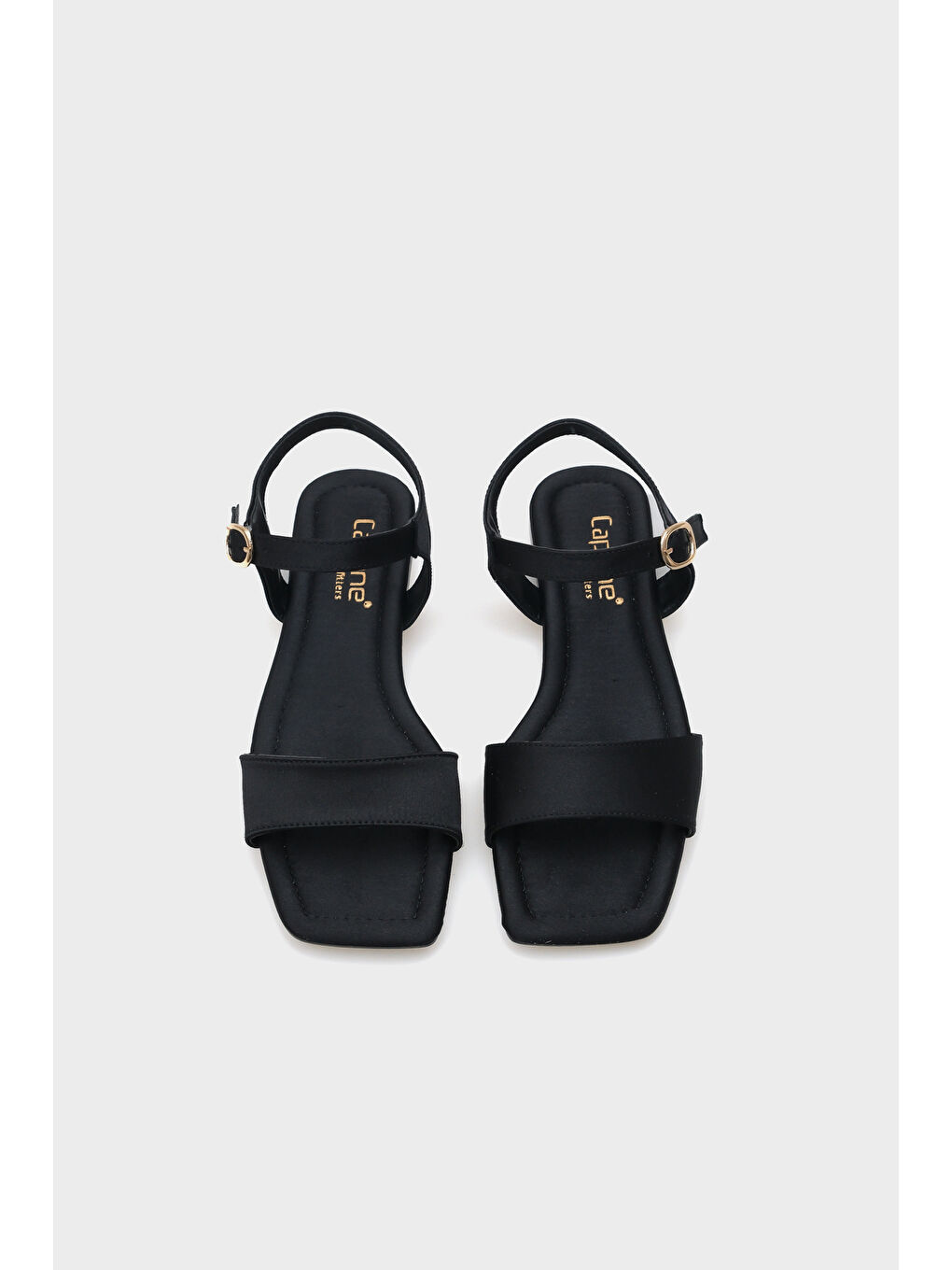 Siyah Celinda Bilekten Bantlı Küt Burunlu Düz Topuklu Saten Kadın Sandalet-5