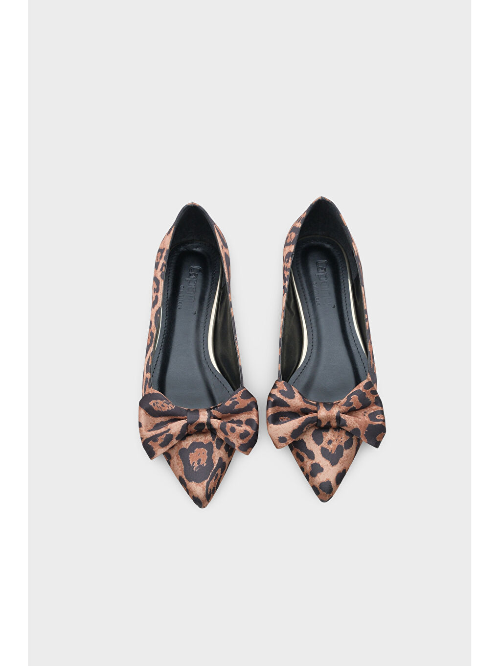 Kahverengi Zelma Sivri Burunlu Kısa Topuklu Fiyonklu Saten Kadın Babet-5