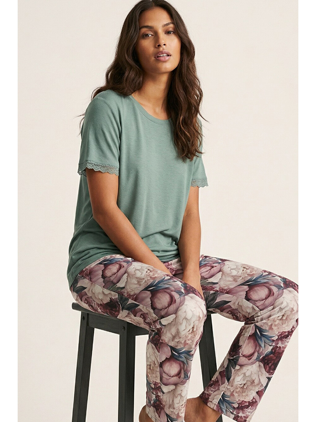 Yeşil Desenli Viskon Örme Pijama Takım26120787