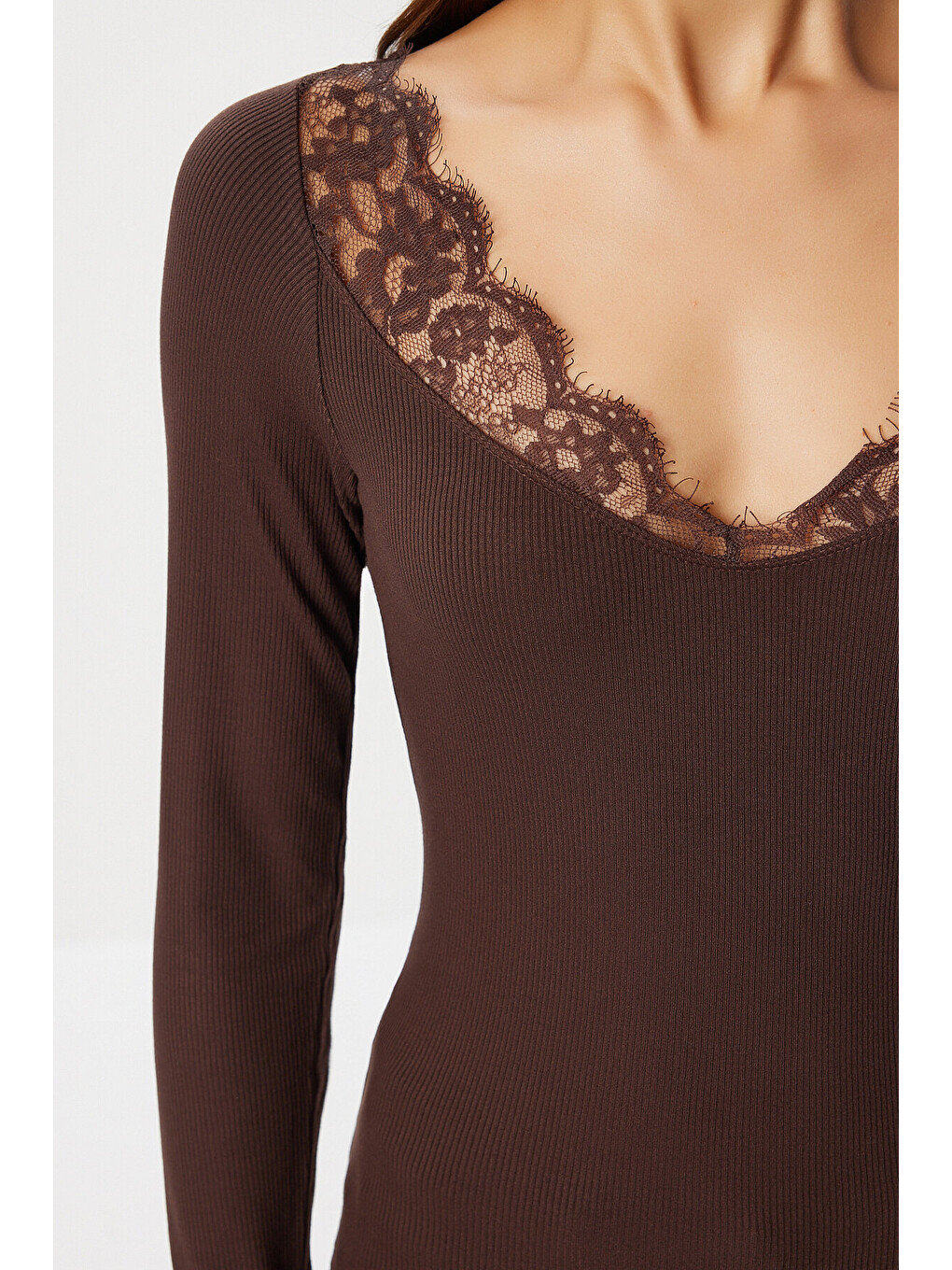 Kahverengi Dantel Detaylı Fitili Örme Bluz KAHVERENGİ LUB0297-4