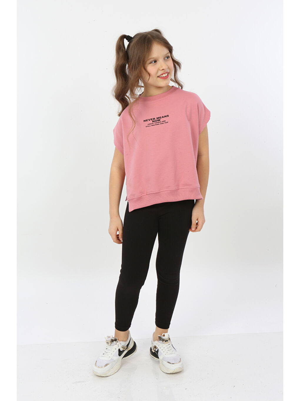 Pembe Kız Çocuk Never Means Now Baskılı Tişört
