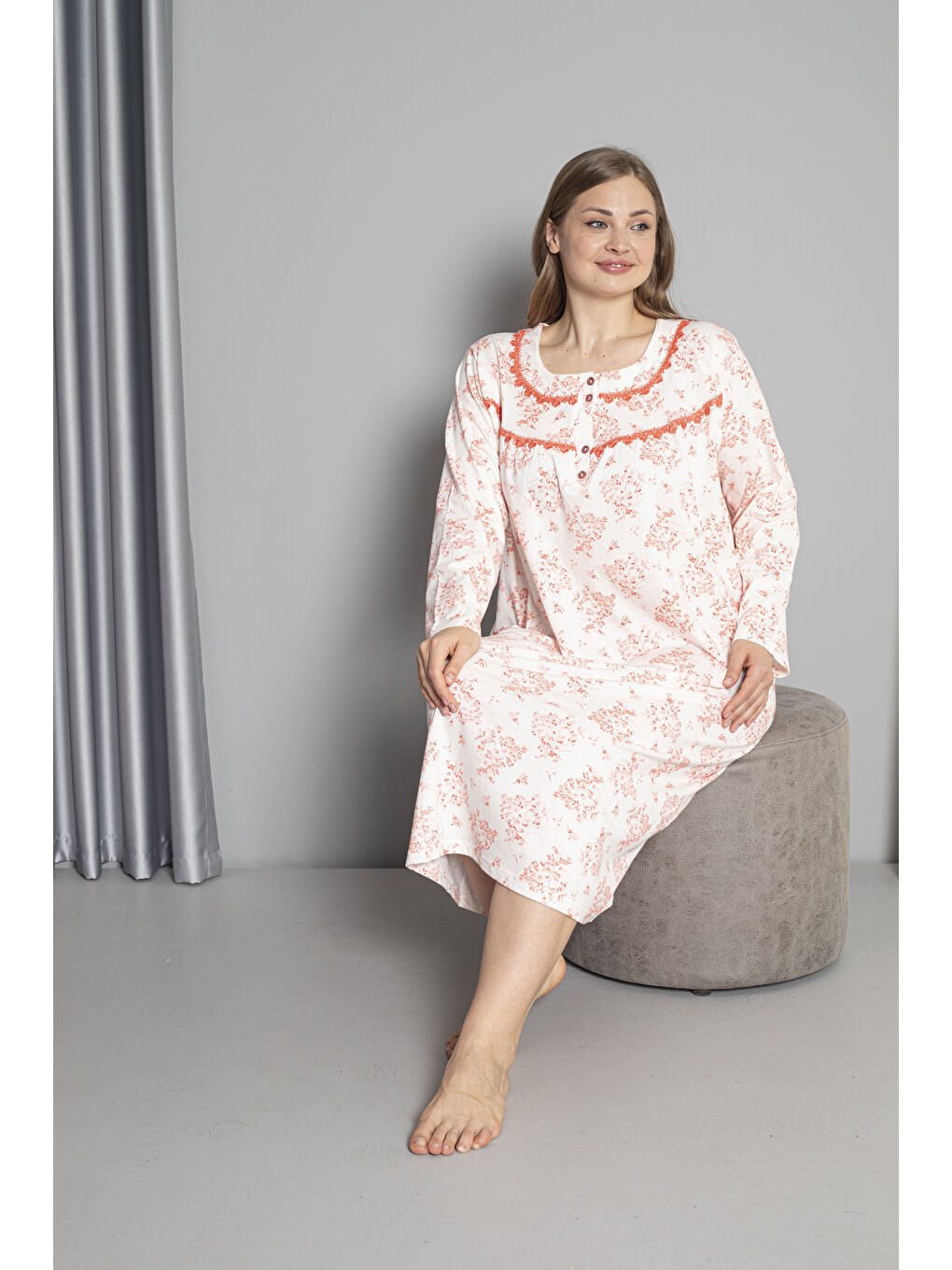 Kırmızı %100 Pamuklu Mevsimlik Uzun Kol Penye Büyük Beden Anne Gecelik 1503-4