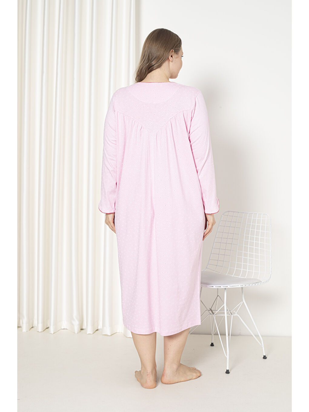 Pembe %100 Pamuklu Mevsimlik Uzun Kollu Penye Büyük Beden Anne Geceliği 833-4