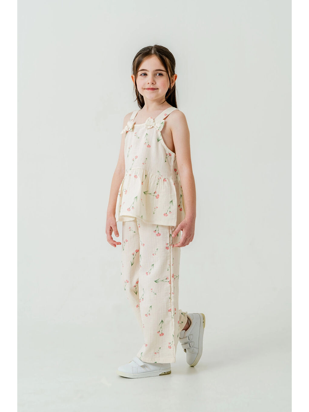 Pembe Çiçek Desenli Kız Çocuk Müslin Takım 3817-3