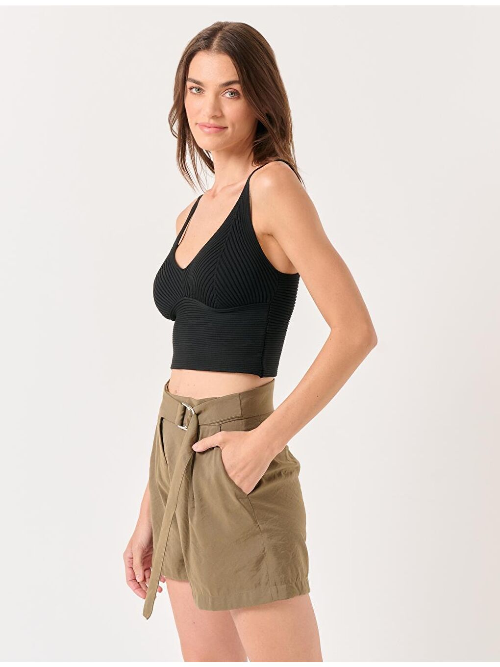 Haki Düz Kesim Normal Bel Düz Vual Şort