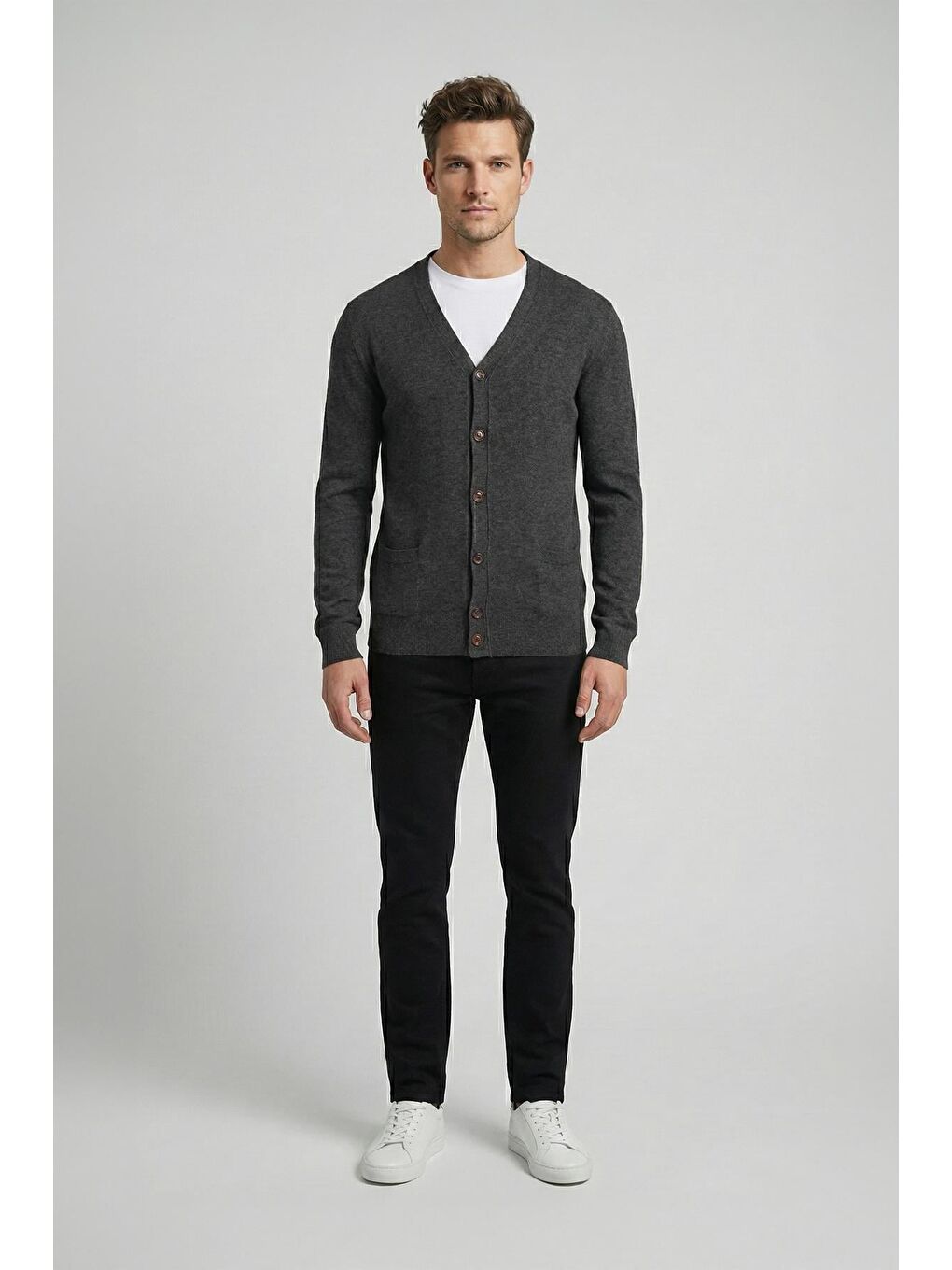 Giotelli Siyah Regular Fit Yün Karışımlı V Yaka Düğmeli Erkek Triko Hırka-3