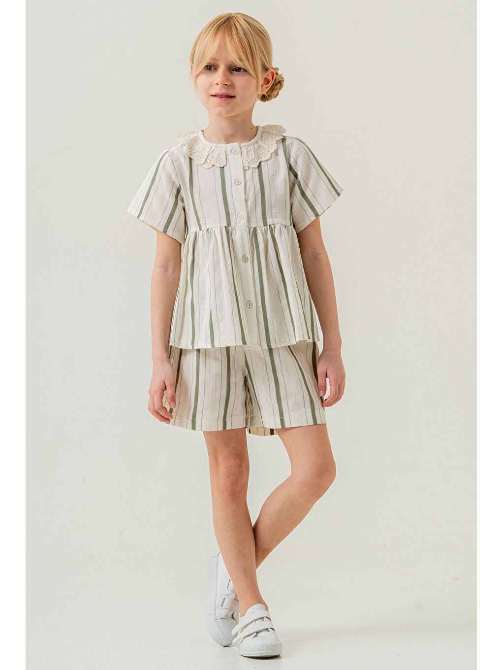 Yeşil Yaka Detaylı Kız Çocuk Takım 3825