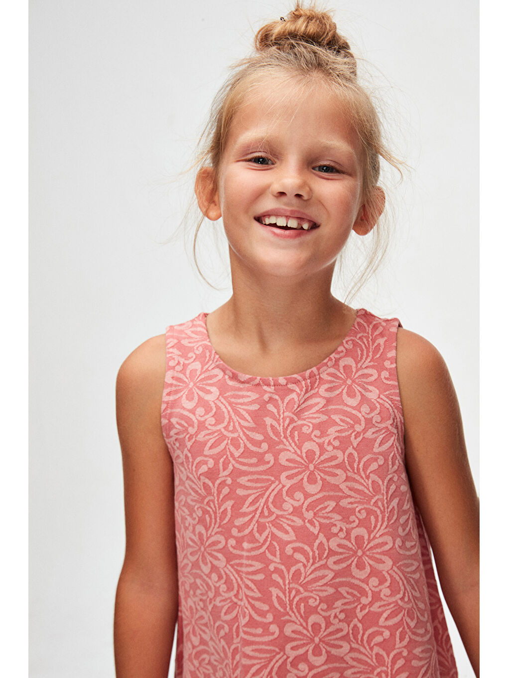 Kırmızı Nar Çiçeği Yaprak Desen Kız Çocuk Fırfırlı Çan Etekli Elbise-2