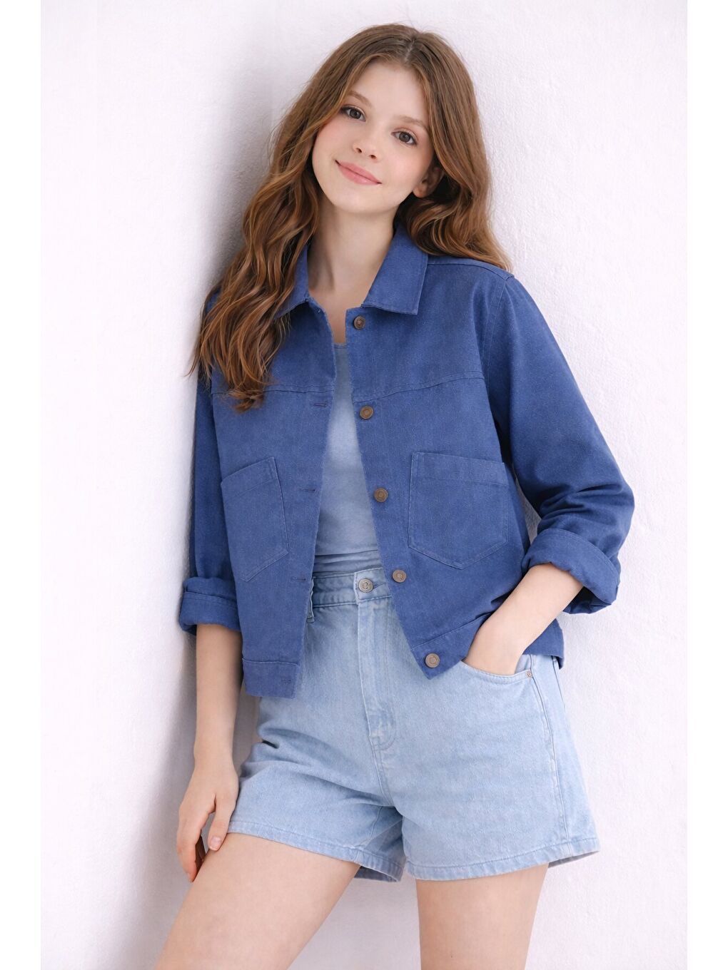 İndigo Sırtı Düğme Detaylı Kız Çocuk Gabardin Kumaş Ceket 23576-2