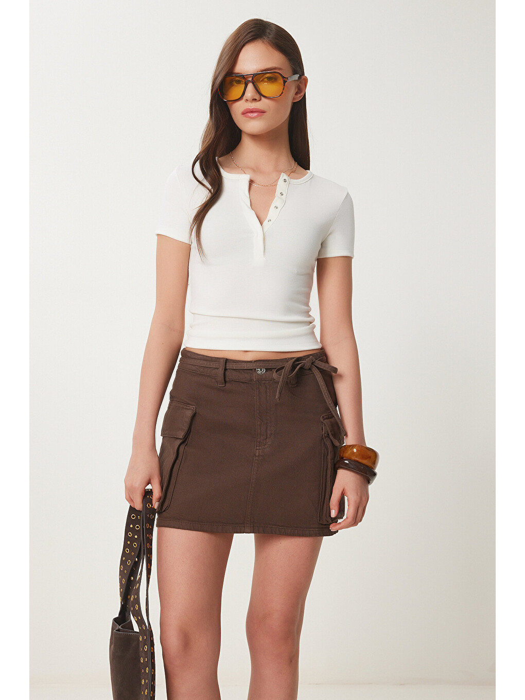 Beyaz Çıtçıtlı Basic Örme Crop Bluz KEMİK LFW0003-2