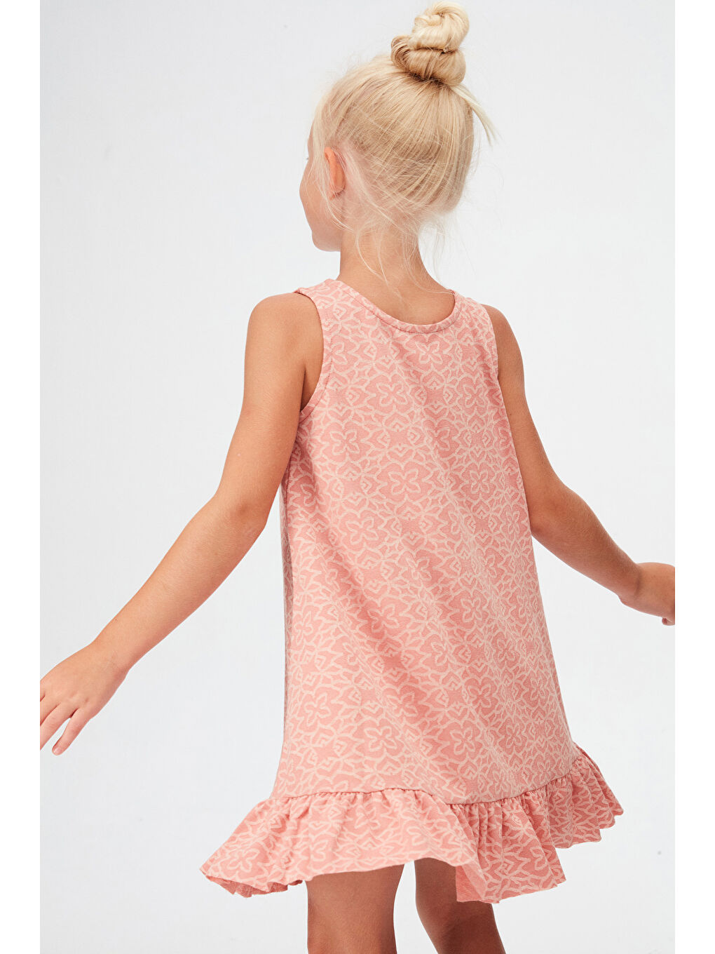 Pembe Somon Yonca Desen Kız Çocuk Fırfırlı Çan Etekli Elbise-1