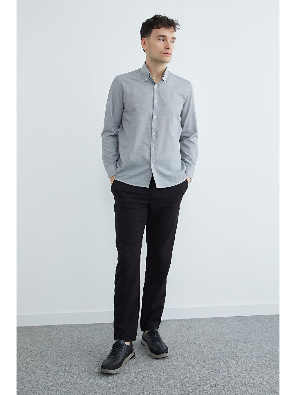 Siyah Çizgili Düğmeli Uzun Kol Gömlek-2