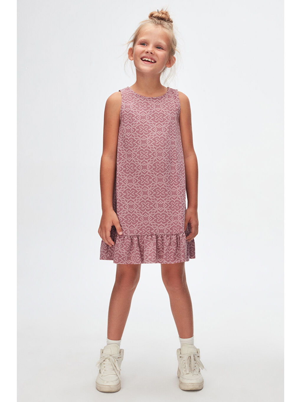 Mor Yonca Desen Kız Çocuk Fırfırlı Çan Etekli Elbise