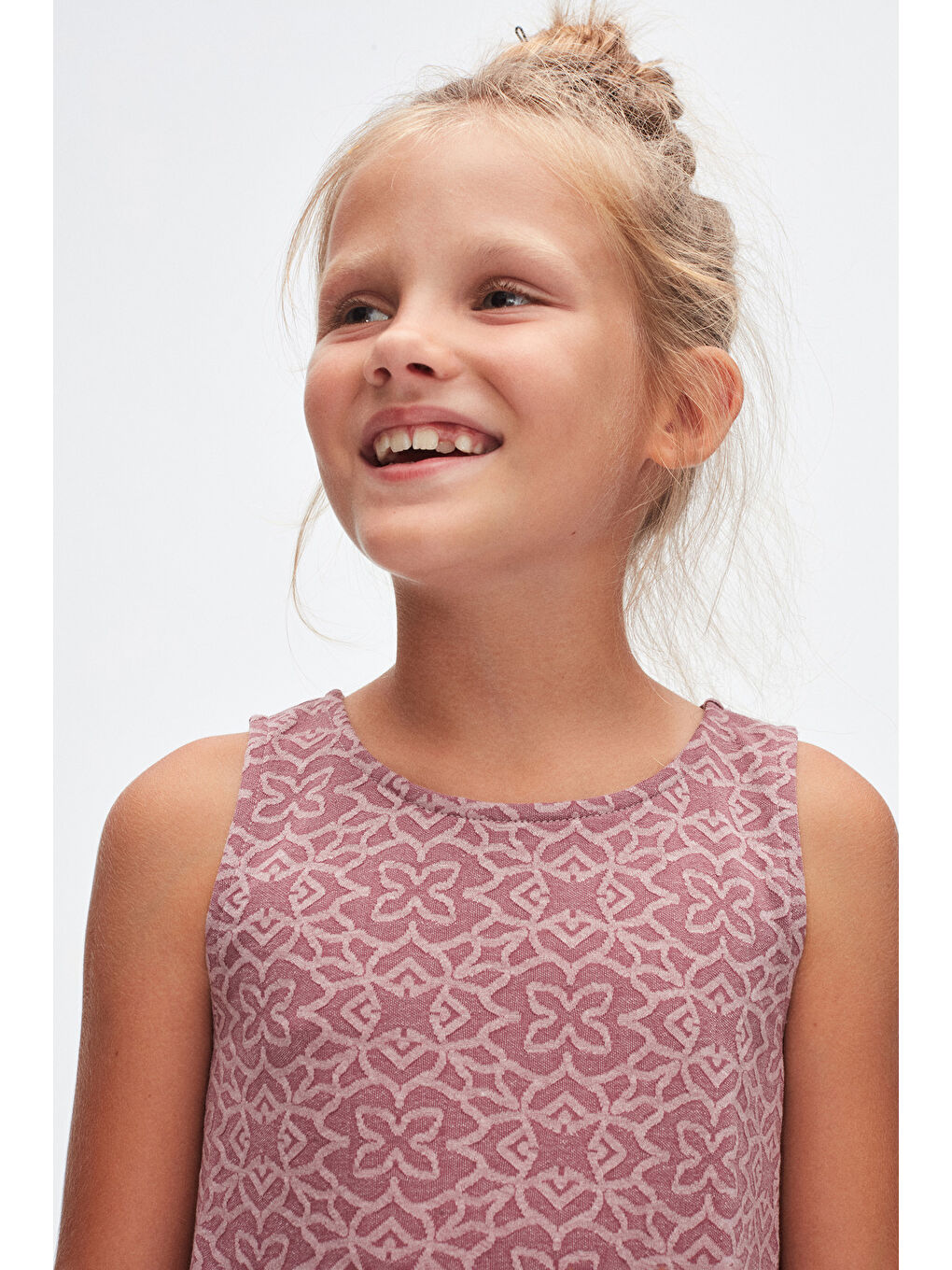 Mor Yonca Desen Kız Çocuk Fırfırlı Çan Etekli Elbise-3