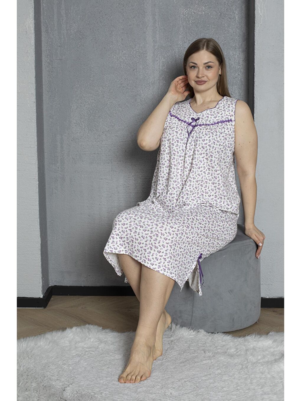 Mor Sıfır Kol V Yaka %100 Pamuklu Penye Büyük Beden Anne Geceliği 819-5