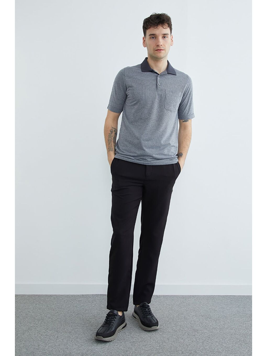 Antrasit Desenli Düğmeli Polo Yaka Tek Cepli Tişört-2