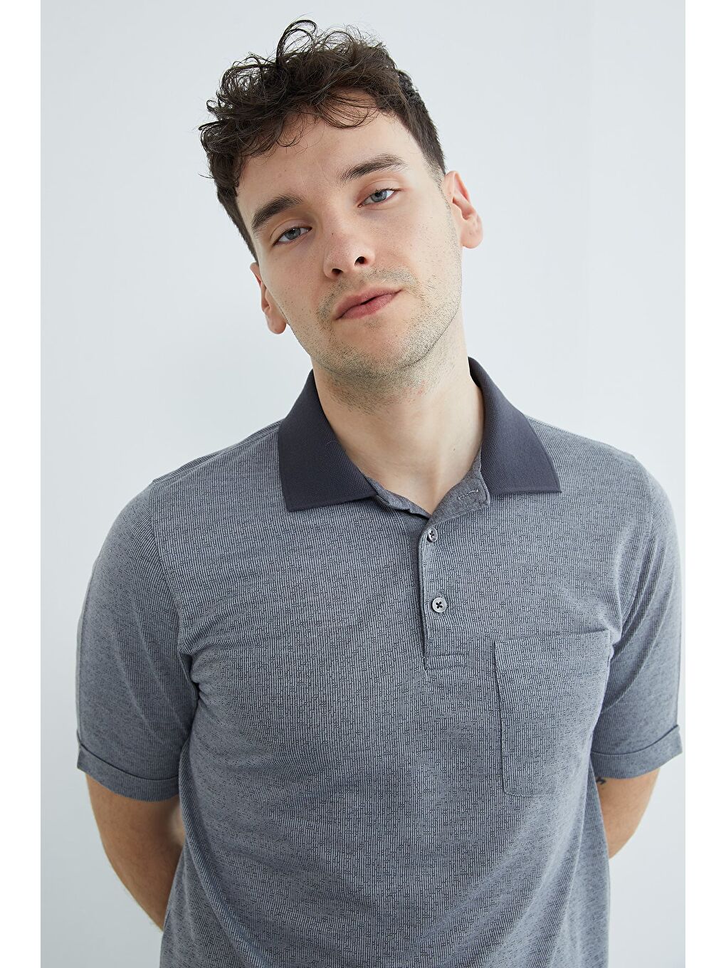 Antrasit Desenli Düğmeli Polo Yaka Tek Cepli Tişört-3