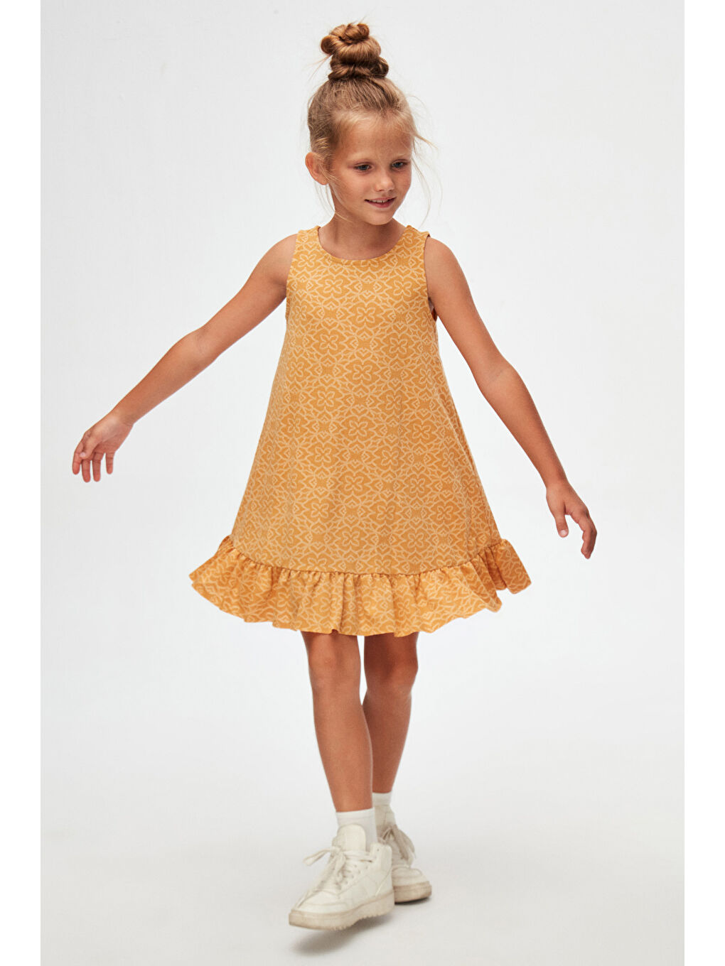 Sarı Hardal Yonca Desen Kız Çocuk Fırfırlı Çan Etekli Elbise