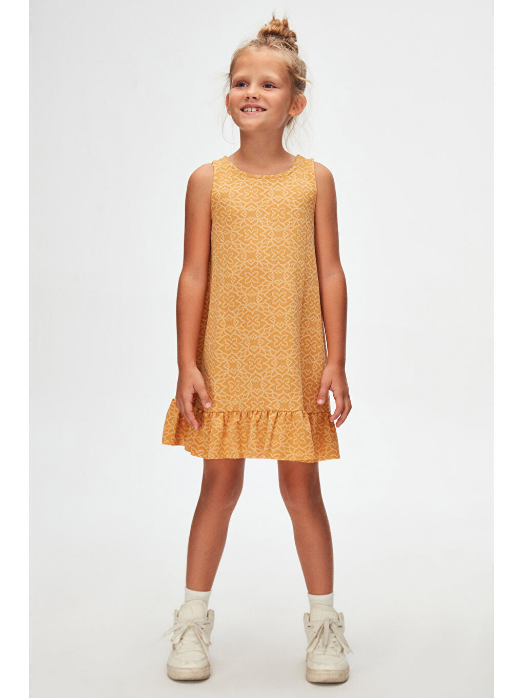 Sarı Hardal Yonca Desen Kız Çocuk Fırfırlı Çan Etekli Elbise-2