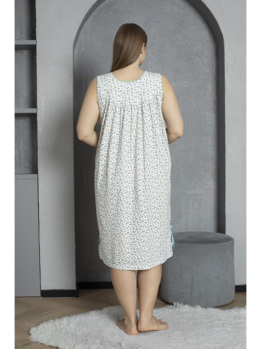 Yeşil Sıfır Kol V Yaka %100 Pamuklu Penye Büyük Beden Anne Geceliği 819-4