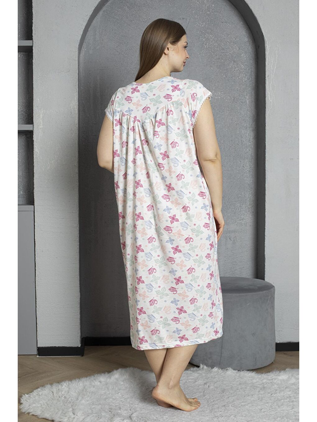 Fuşya Yakası Düğmeli Kısa Kol Pamuklu Penye Büyük Beden Anne Geceliği 295-4