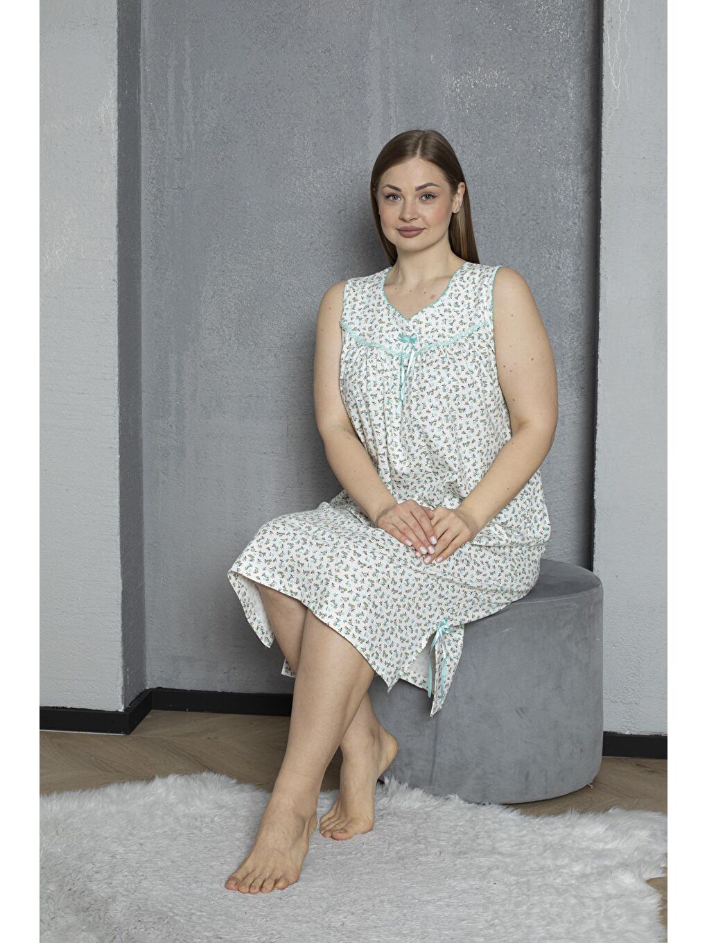 Yeşil Sıfır Kol V Yaka %100 Pamuklu Penye Büyük Beden Anne Geceliği 819-5