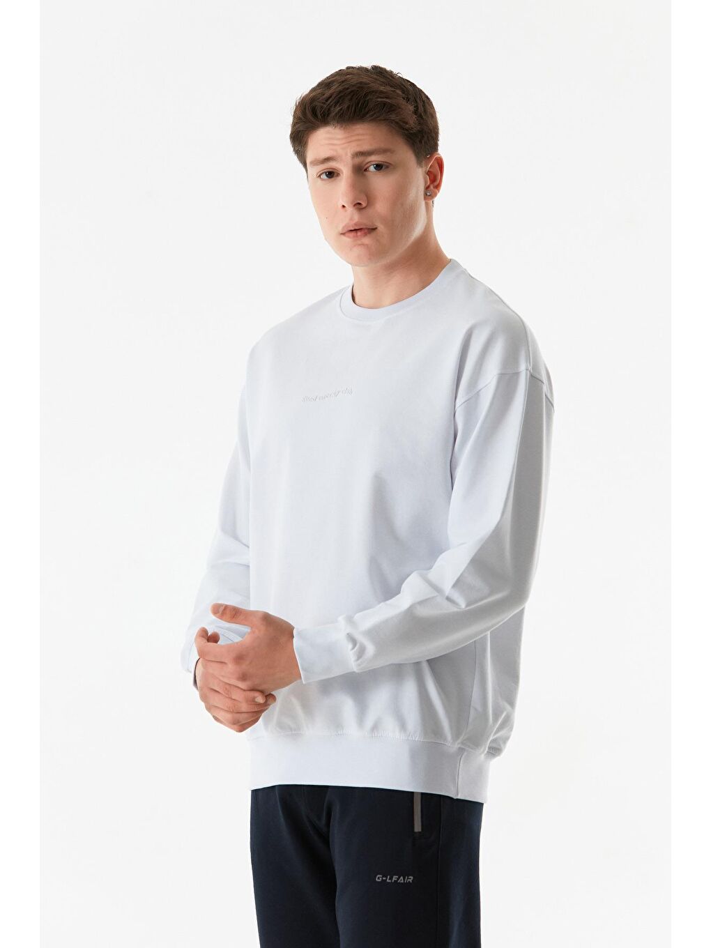 Beyaz Yazı Baskılı Bisiklet Yaka Sweatshirt