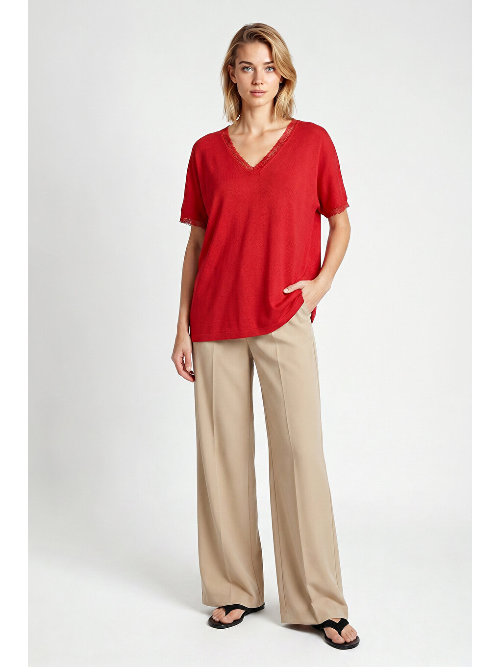 Kırmızı Dantelli Oversize Mevsimlik Triko Bluz KIRMIZI LYY0145-2