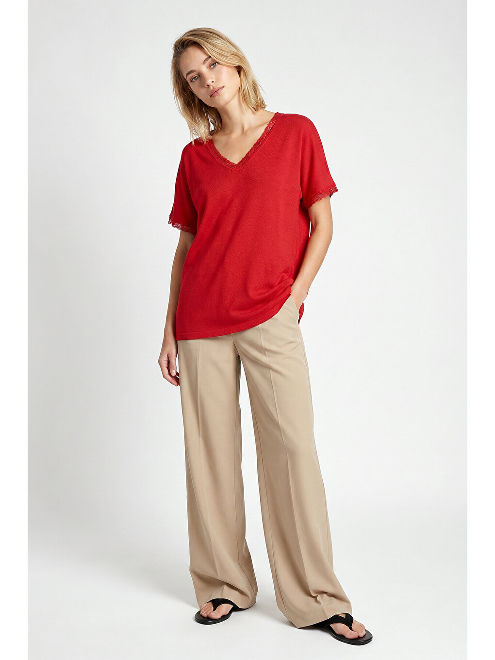 Kırmızı Dantelli Oversize Mevsimlik Triko Bluz KIRMIZI LYY0145-3