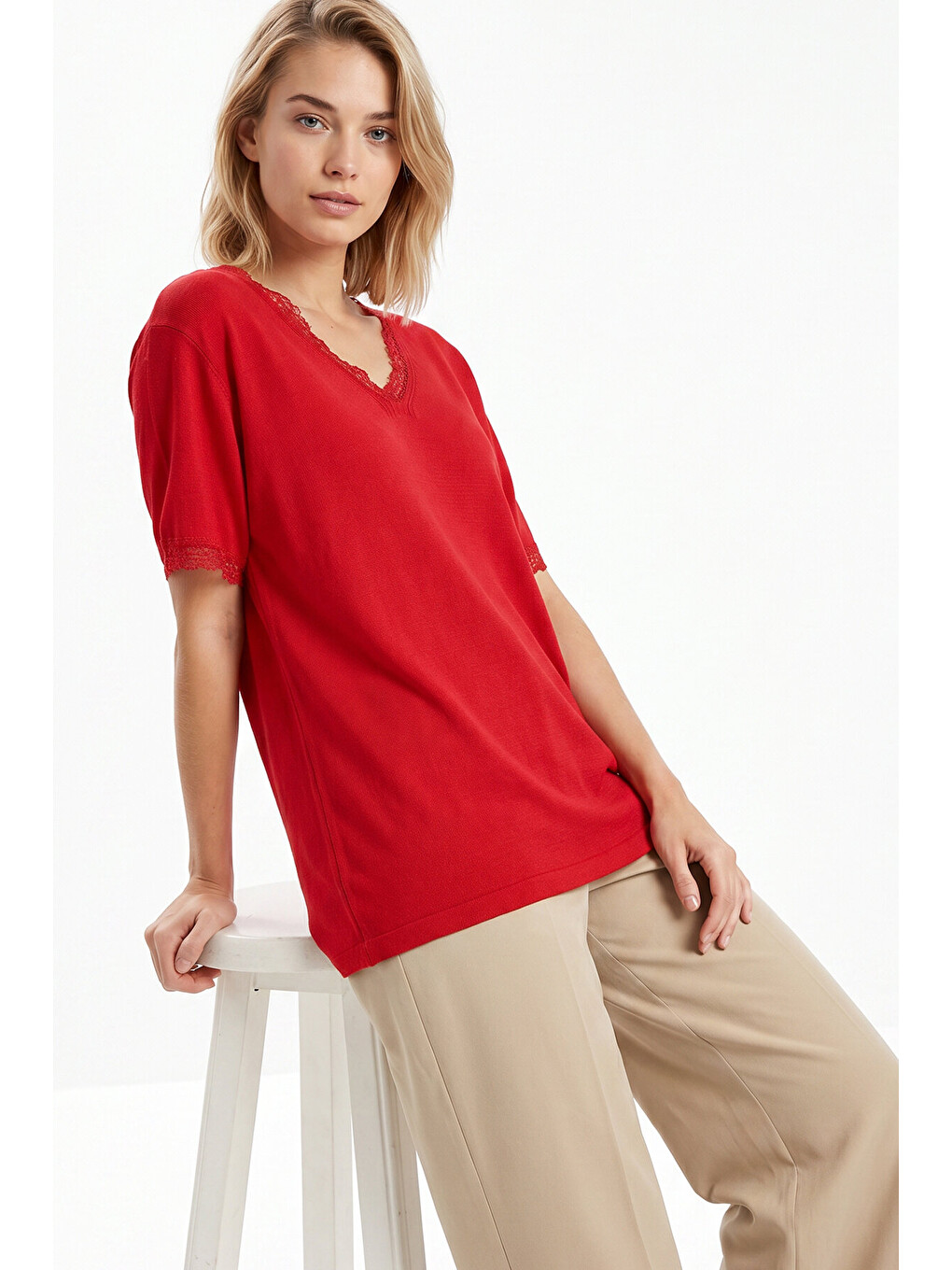 Kırmızı Dantelli Oversize Mevsimlik Triko Bluz KIRMIZI LYY0145-4