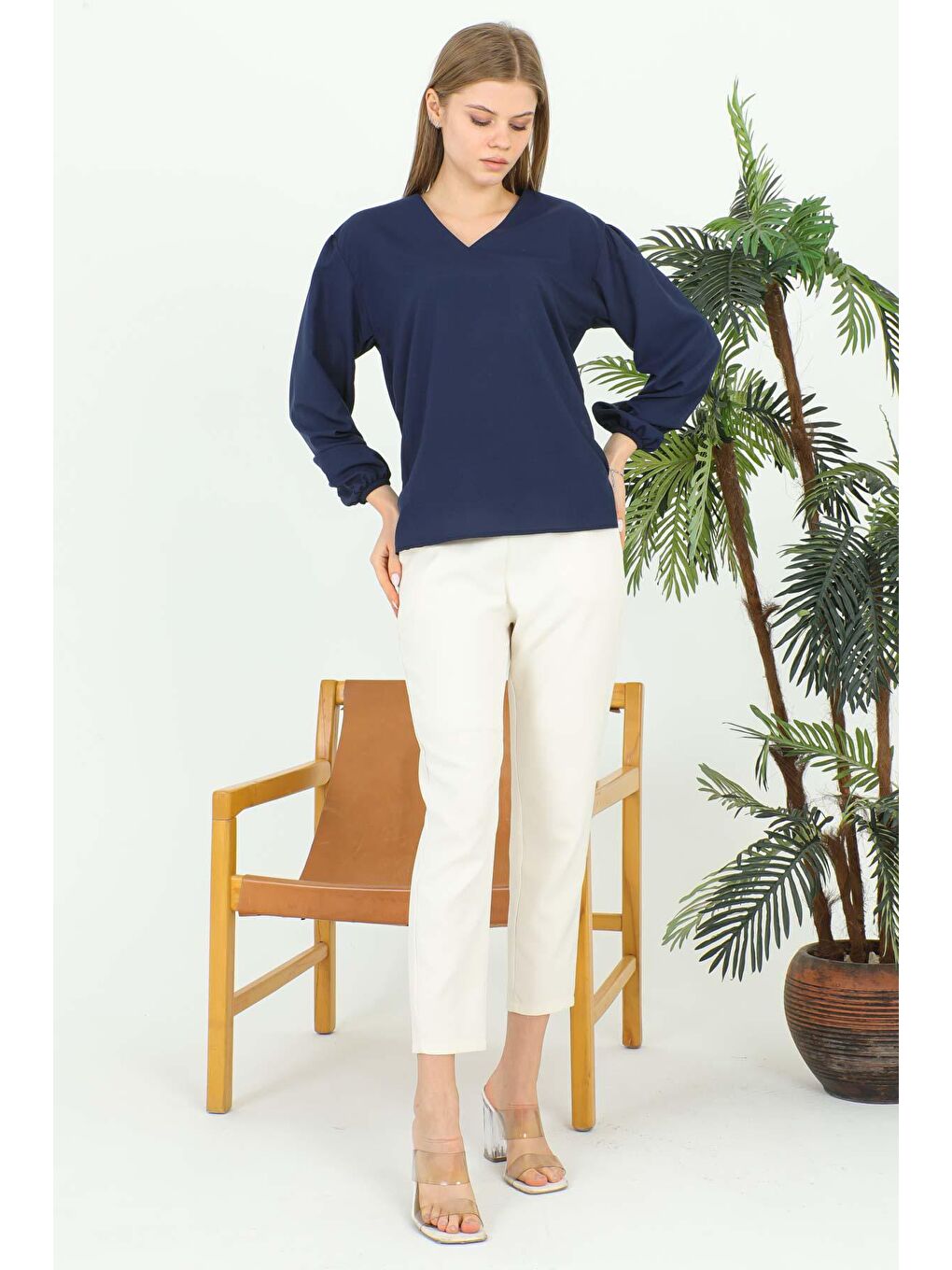 Lacivert Kadın V Yaka Bluz 1979-5