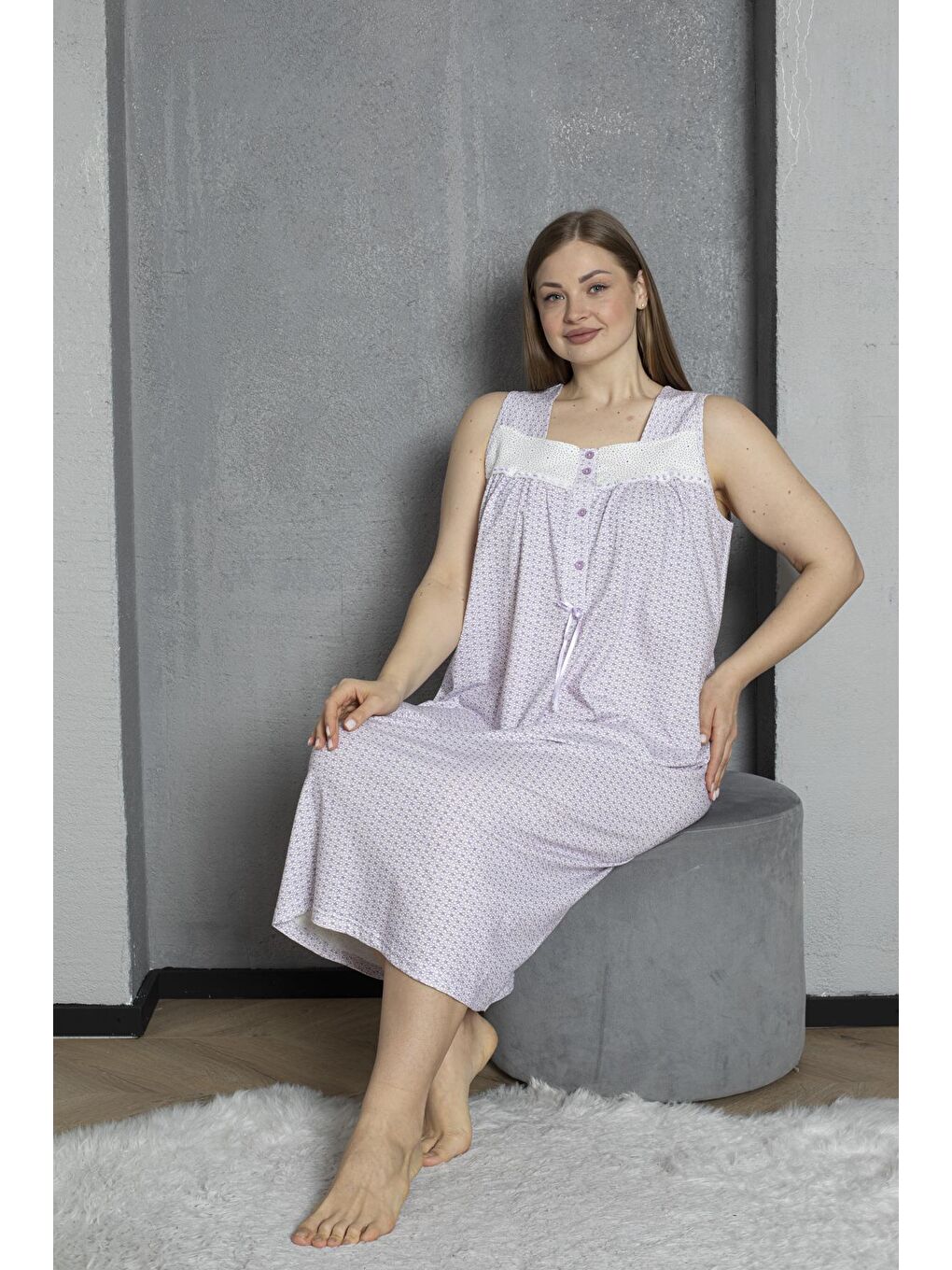 Lila Düğmeli Yaka Sıfır Kol %100 Pamuklu Penye Büyük Beden Anne Geceliği 526-5