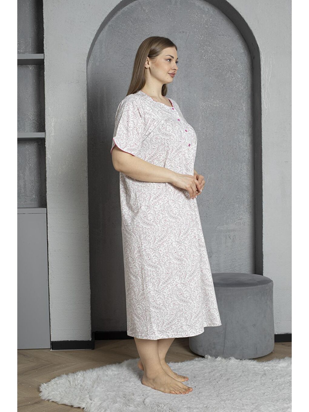 Pembe Düğmeli Yaka Kısa Kol %100 Pamuklu Penye Büyük Beden Anne Geceliği 832-2