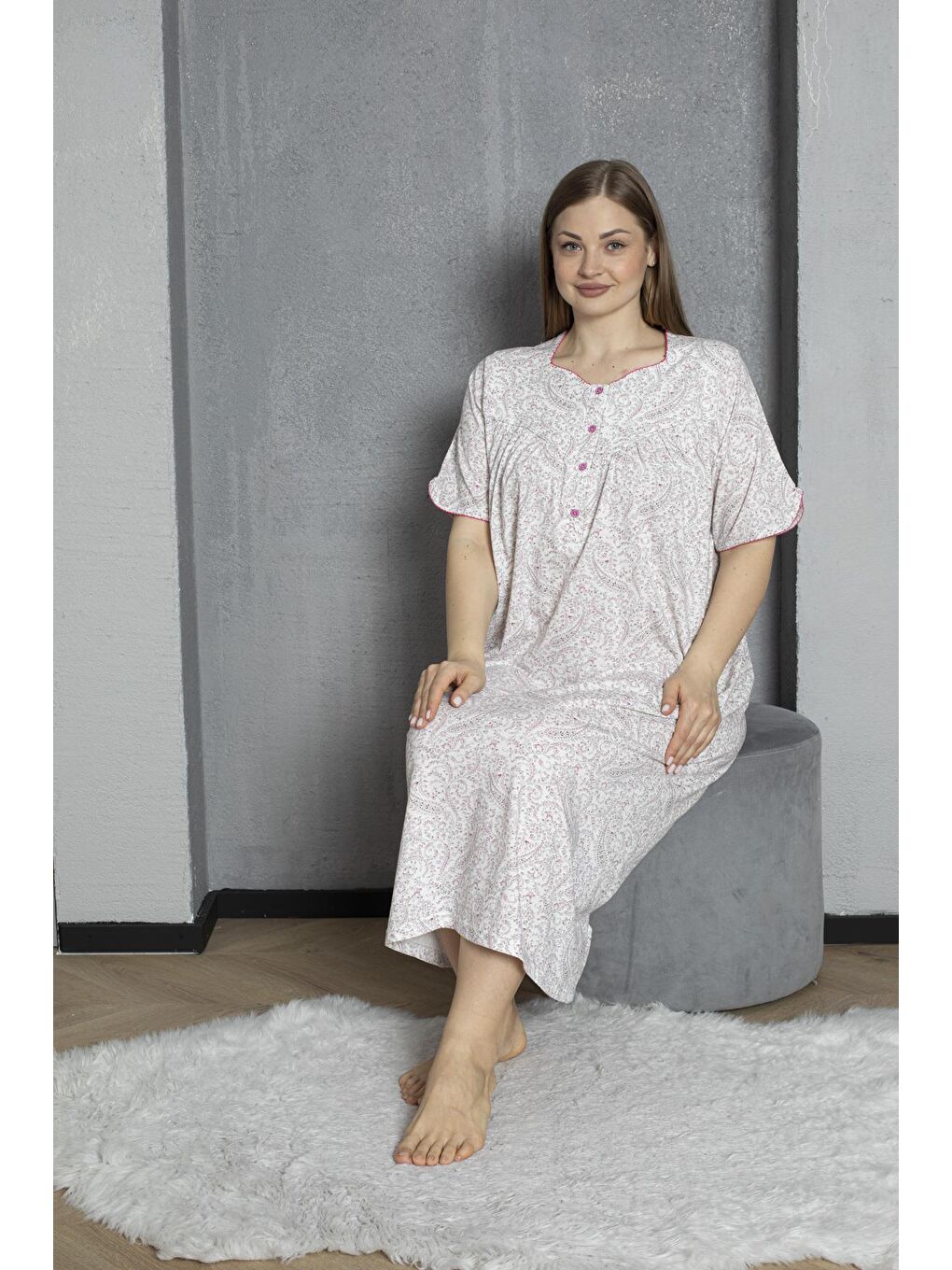 Pembe Düğmeli Yaka Kısa Kol %100 Pamuklu Penye Büyük Beden Anne Geceliği 832-5