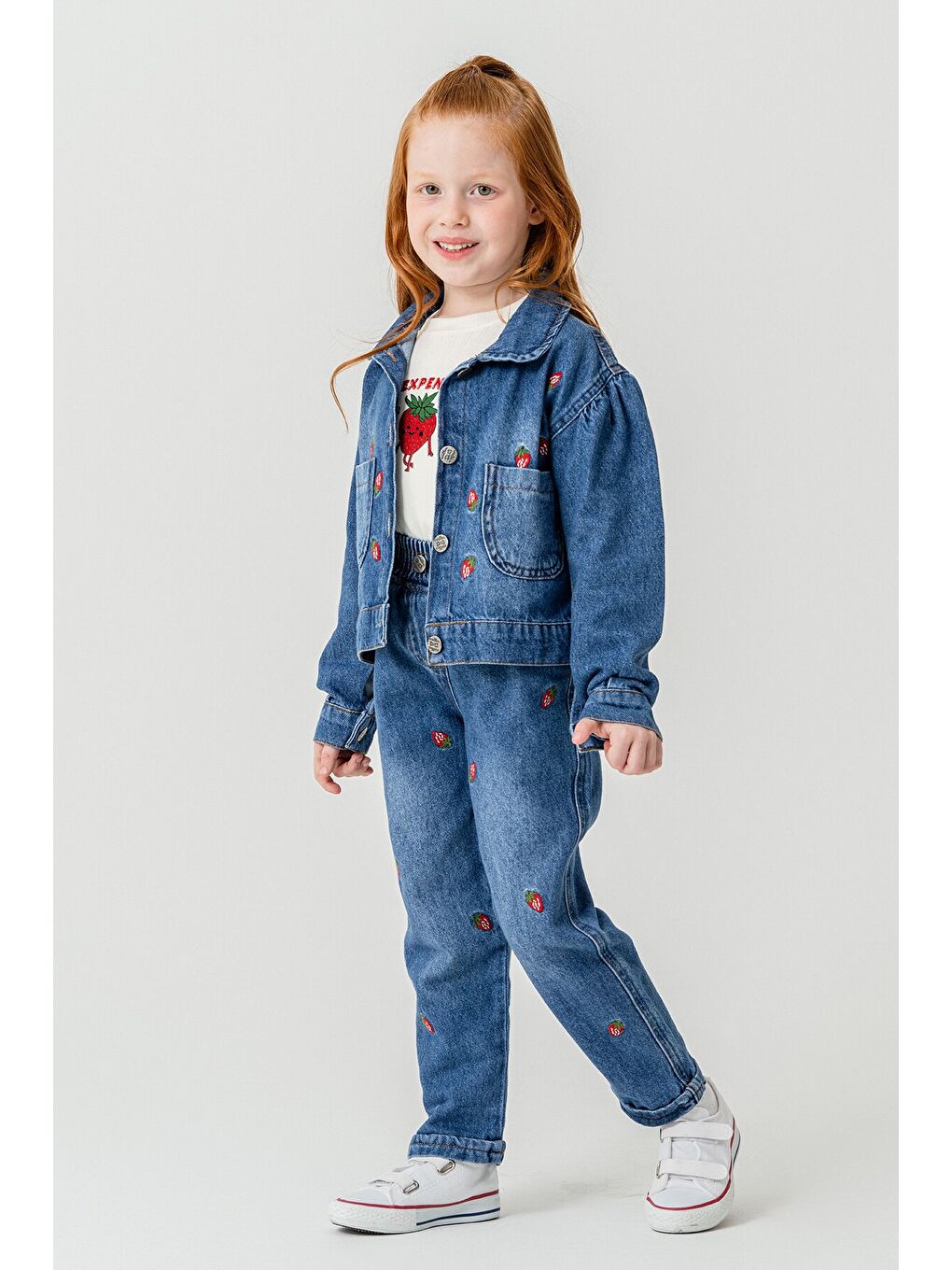 Kırmızı Çilek Nakışlı Jean Ceketli Pantolonlu Kız Çocuk 3lü Takım 23430-3
