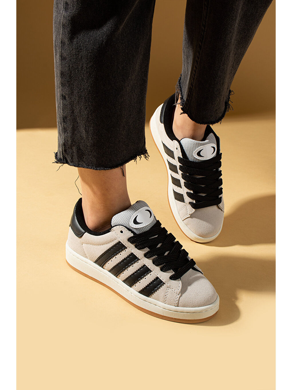 Bej Kalın Bağcıklı Şerit Detaylı Rahat Taban Kadın Sneakers 001-3458-25Siyah-2