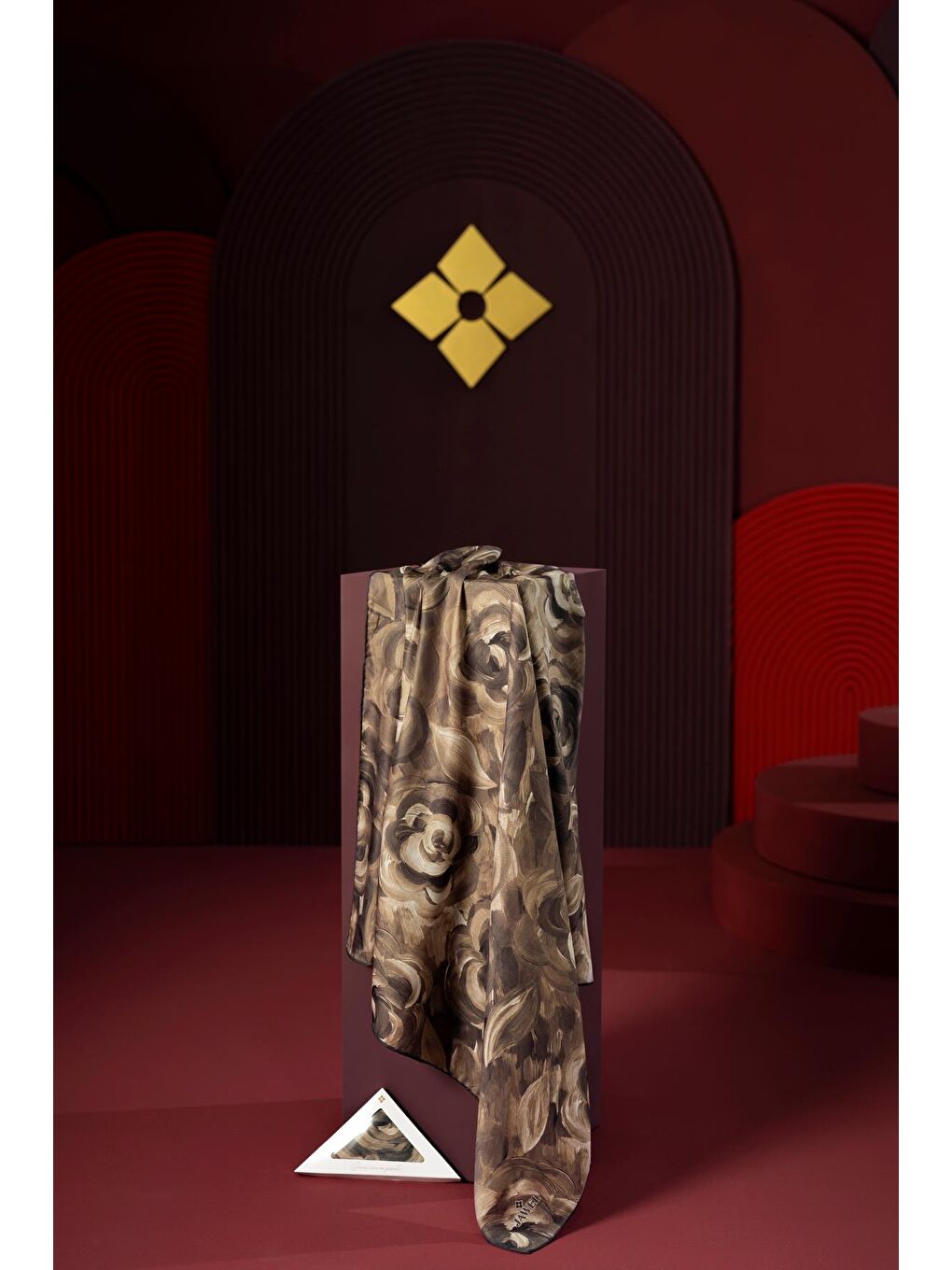 Kahverengi Kadın Mirla Soft Eşarp