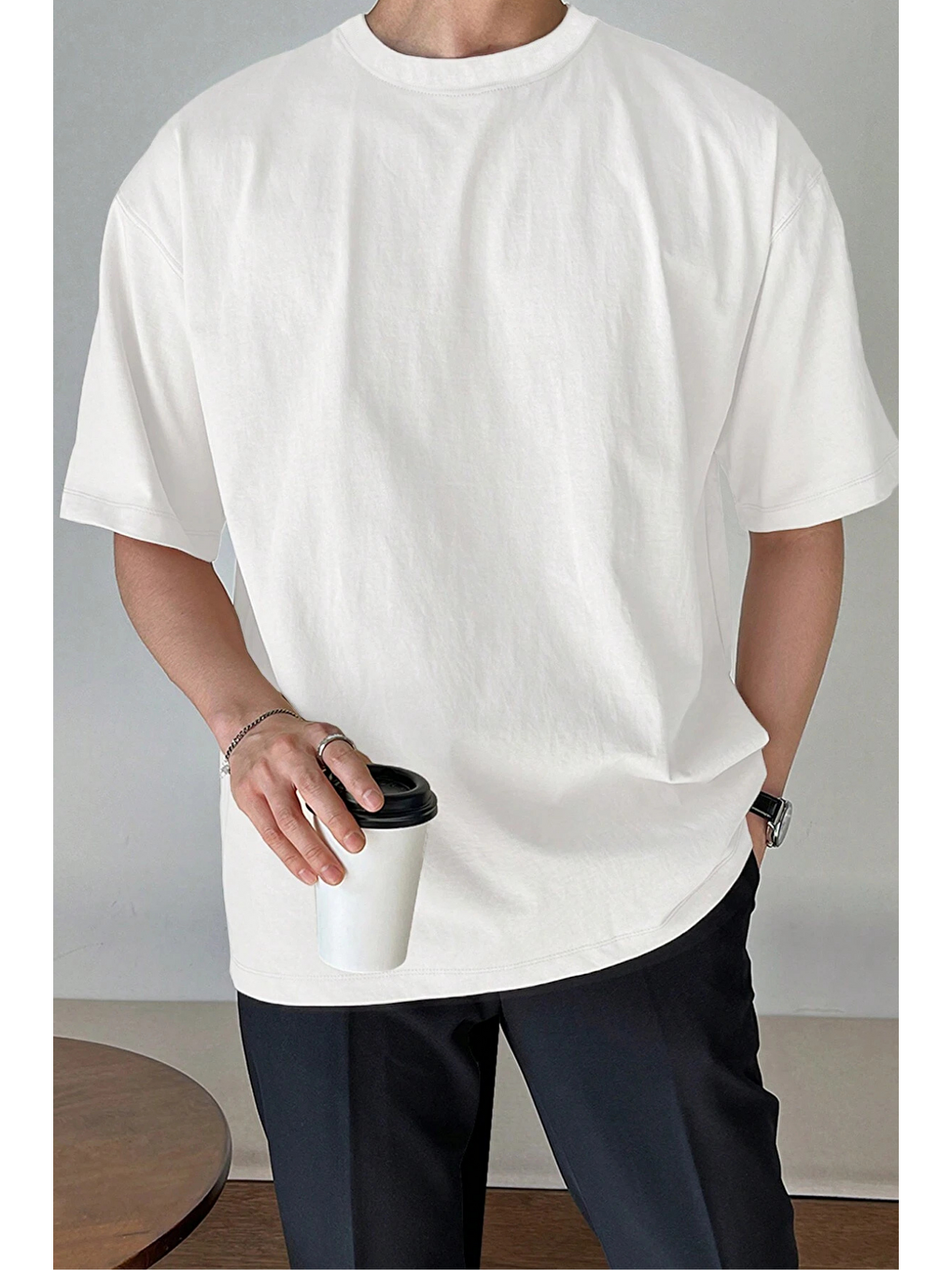 Beyaz Erkek Oversize Tişört Pamuk Kumaş Bisiklet Yaka Rahat Kalıp T-shirt
