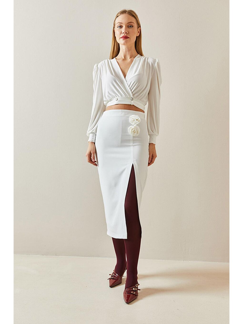 Beyaz Gül Detaylı & Yırtmaçlı Midi Etek 4KXK7-47877-01-3