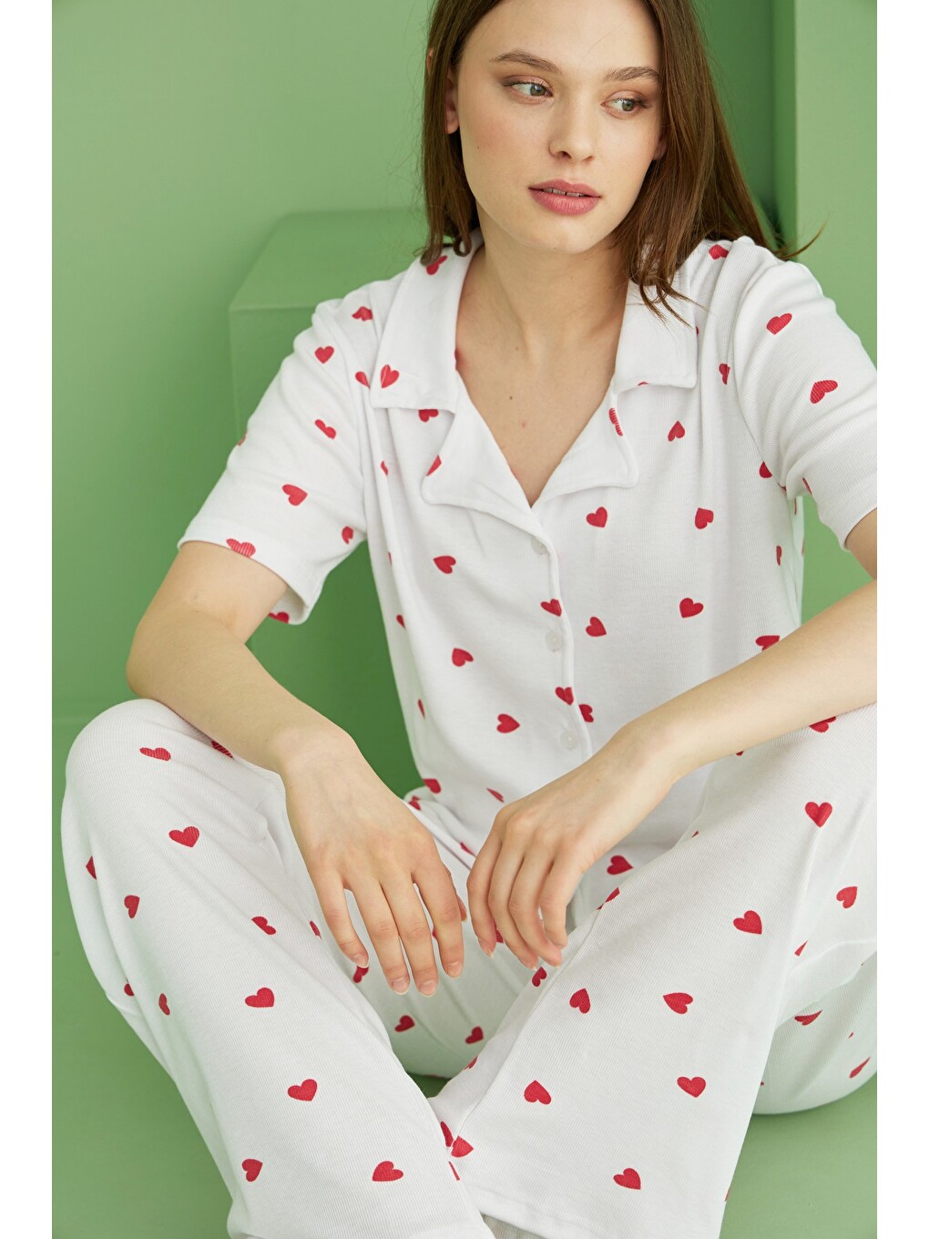 Beyaz Fitilli Kaşkorse Örme Düğmeli Gömlek Yaka Pijama Takım