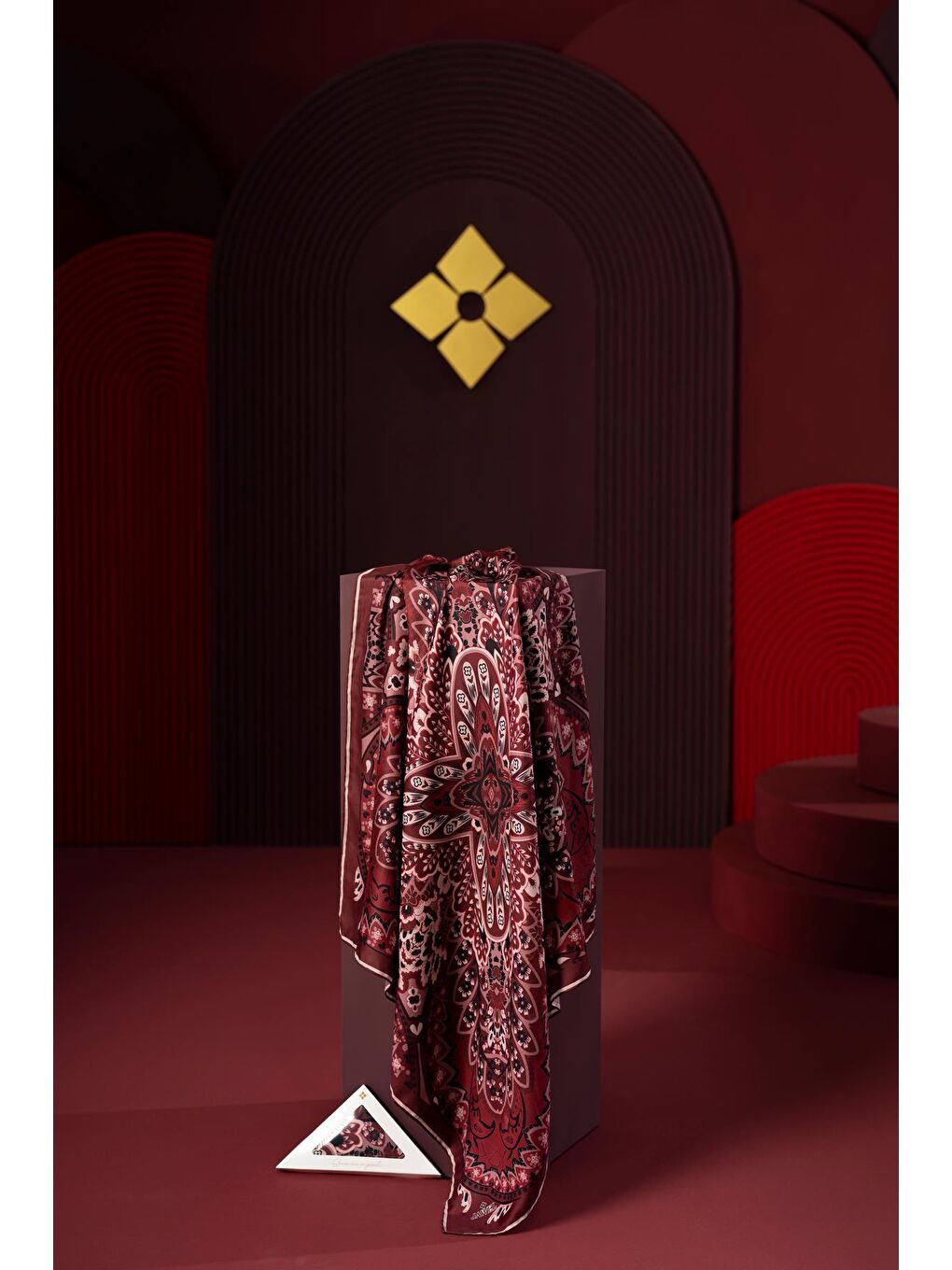 Bordo Kadın Capua Soft Eşarp