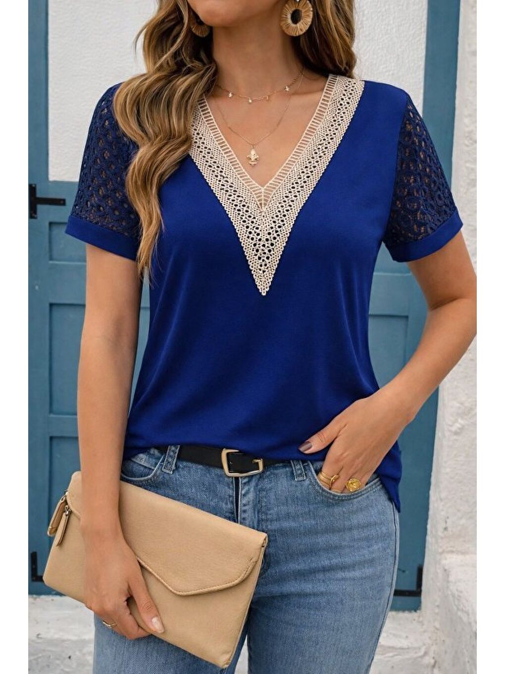 Lacivert Kadın Kısa Kollu V Yakalı Dantel Detaylı Viskon Bluz-2