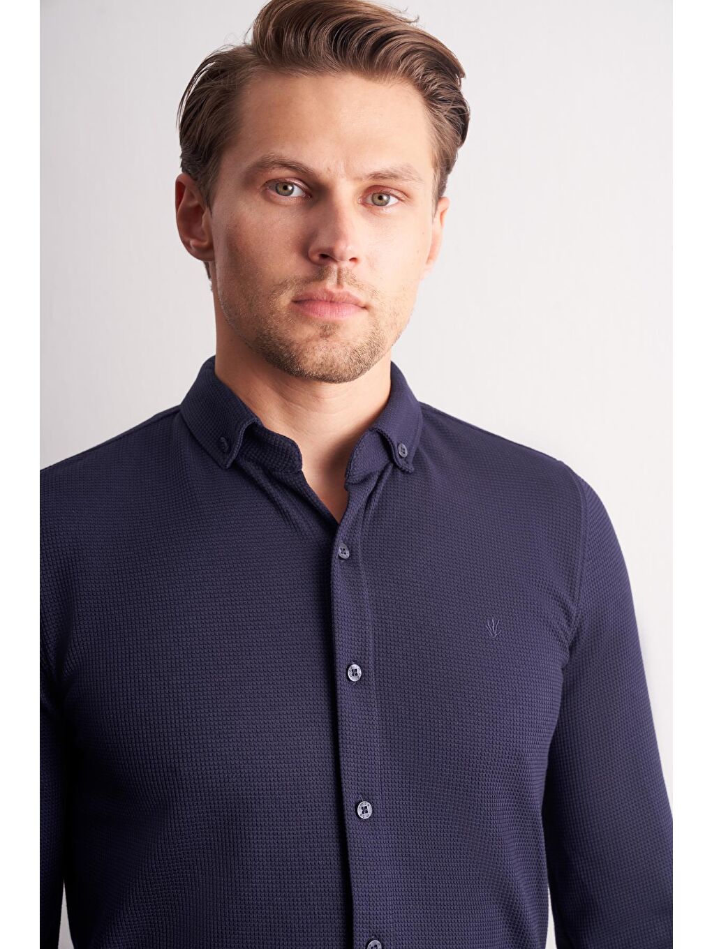 Lacivert Uzun Kol Düğmeli Yaka  Pamuklu Slim Fit Gömlek 1004255267-3