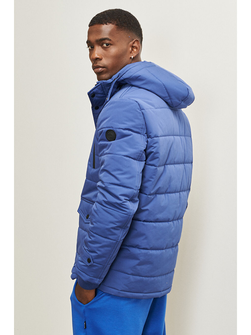 Erkek Mavi Standart Fit Normal Kesim Dik Yaka Soğuk Geçirmez Outdoor Kaban-4