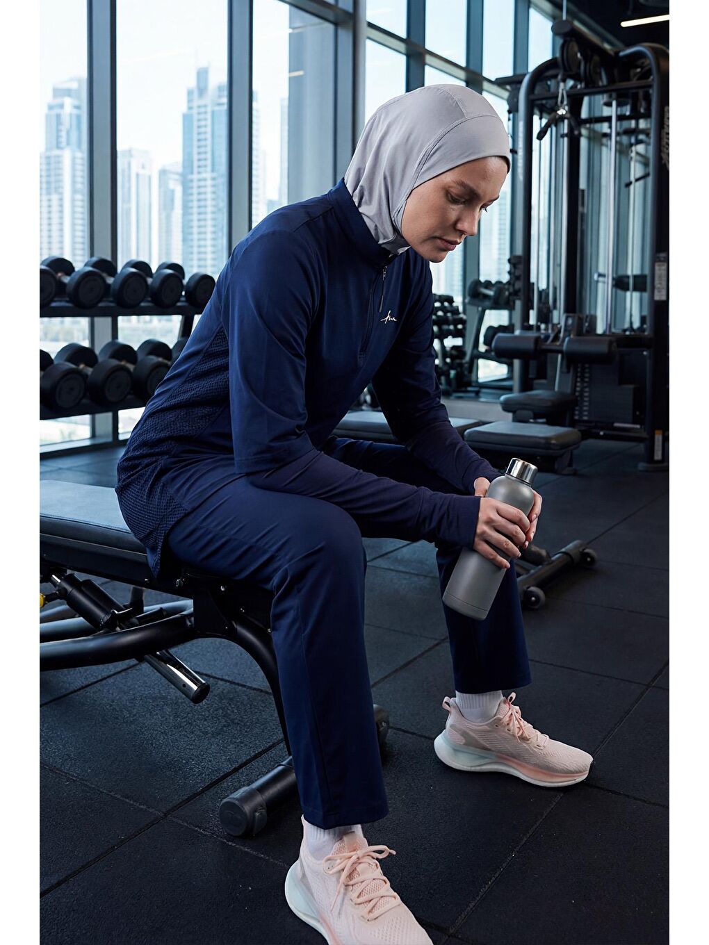 Active H-Per Fit Lazer Kesim Detaylı Lacivert Tesettür Antrenman Üstü Act-33-1