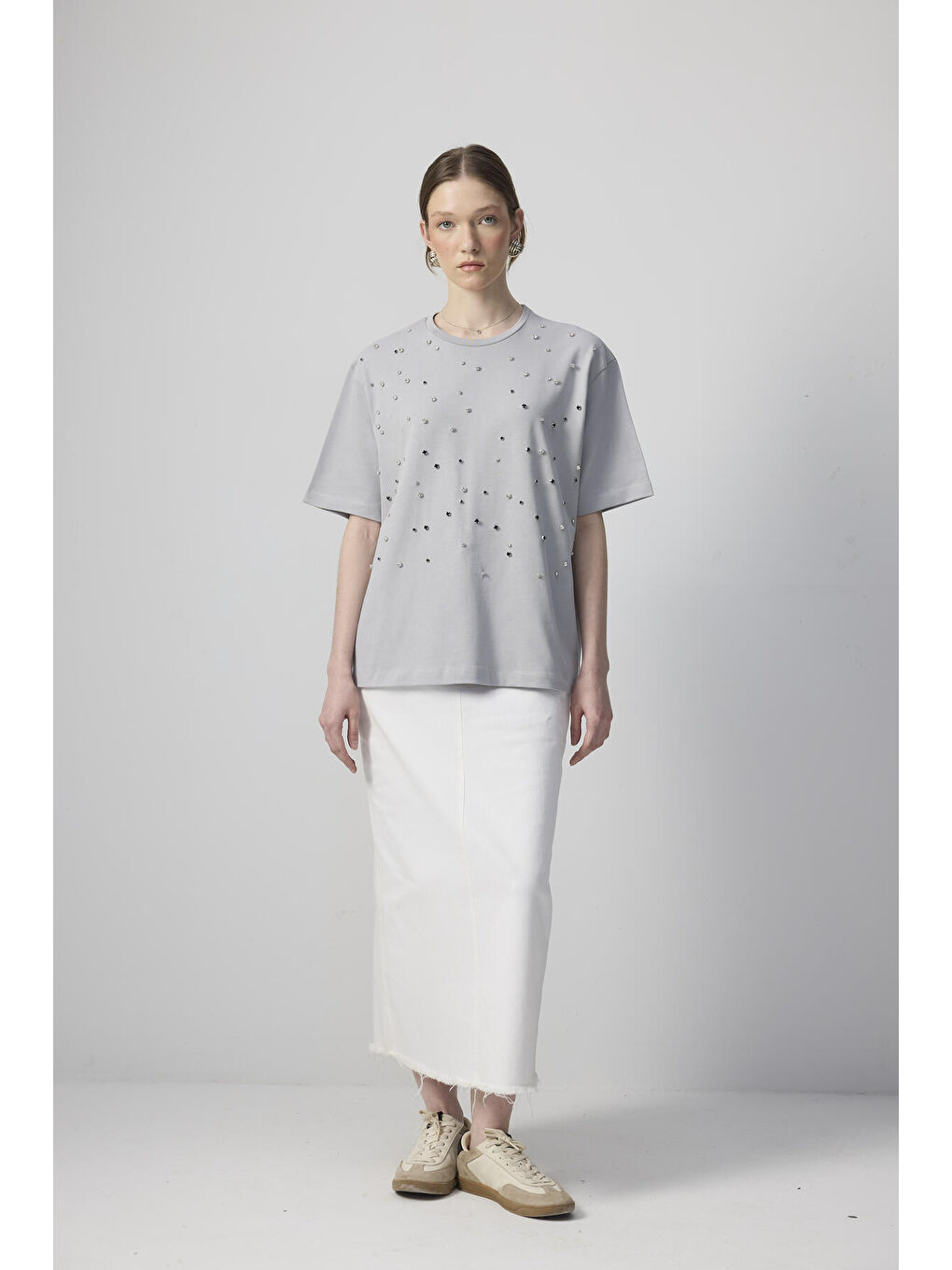 Gri Taş İşlemeli T-Shirt-1