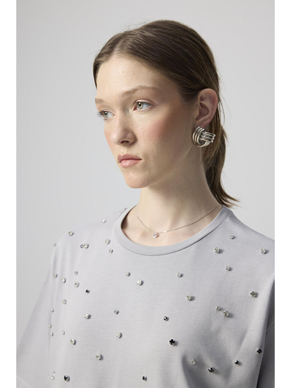 Gri Taş İşlemeli T-Shirt-2